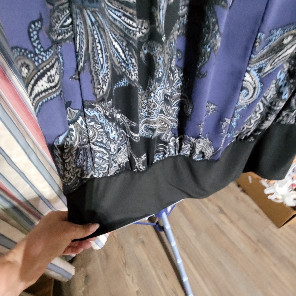 (3054) Cocomo, Women's, Size 1X, Purple/Black/Blue  floral design, Top, Blouse - Picture 7 of 7